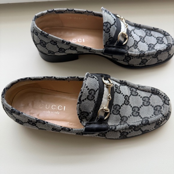 Gucci Loafers - Picture 1 of 3